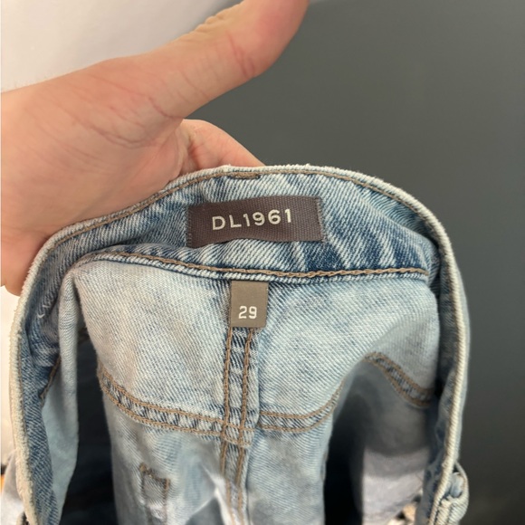 DL1961 Women's Susie Tapered High Rise Jeans Size 29 - Picture 7 of 7